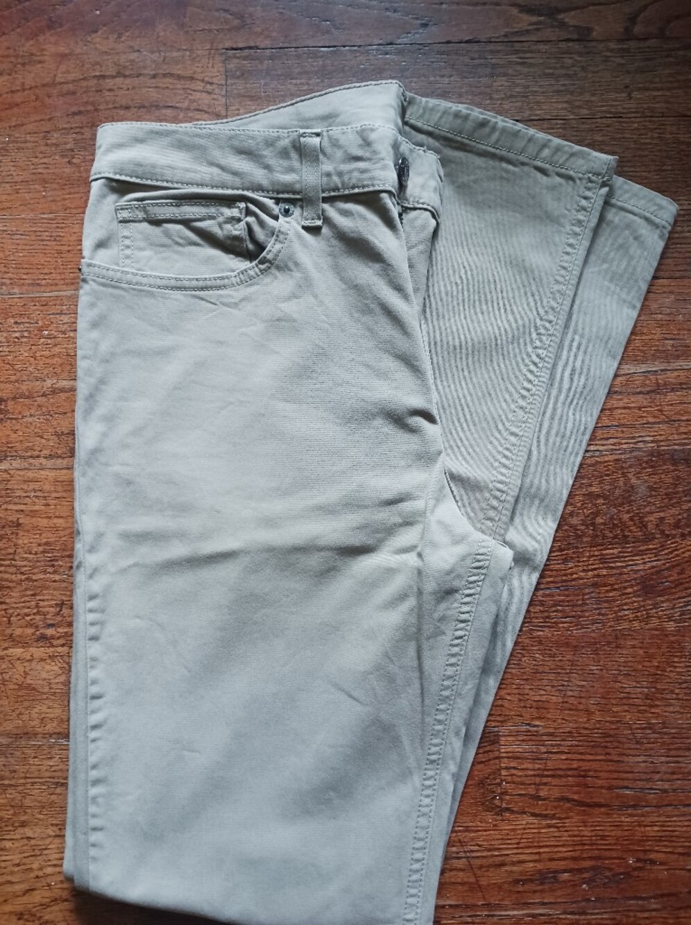 Oakley Men's Light Olive/Tan Chinos